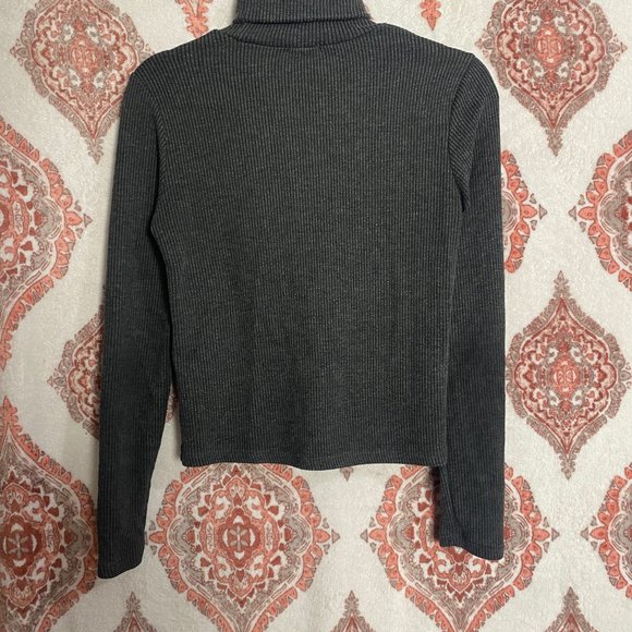 Grey Turtleneck - Picture 3 of 5